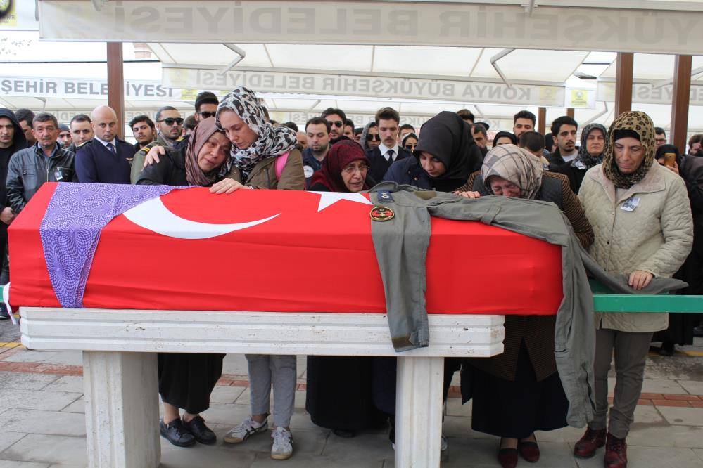 Konyalı pilot Melike Kuvvet’in annesi: FETÖ'nün öldüğü gün bayram olsun 4